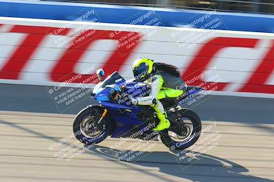 media/Jan-21-2022-Fastrack Riders (Fri) [[90b5309cc6]]/Level 1/Session 1 Front Straight/